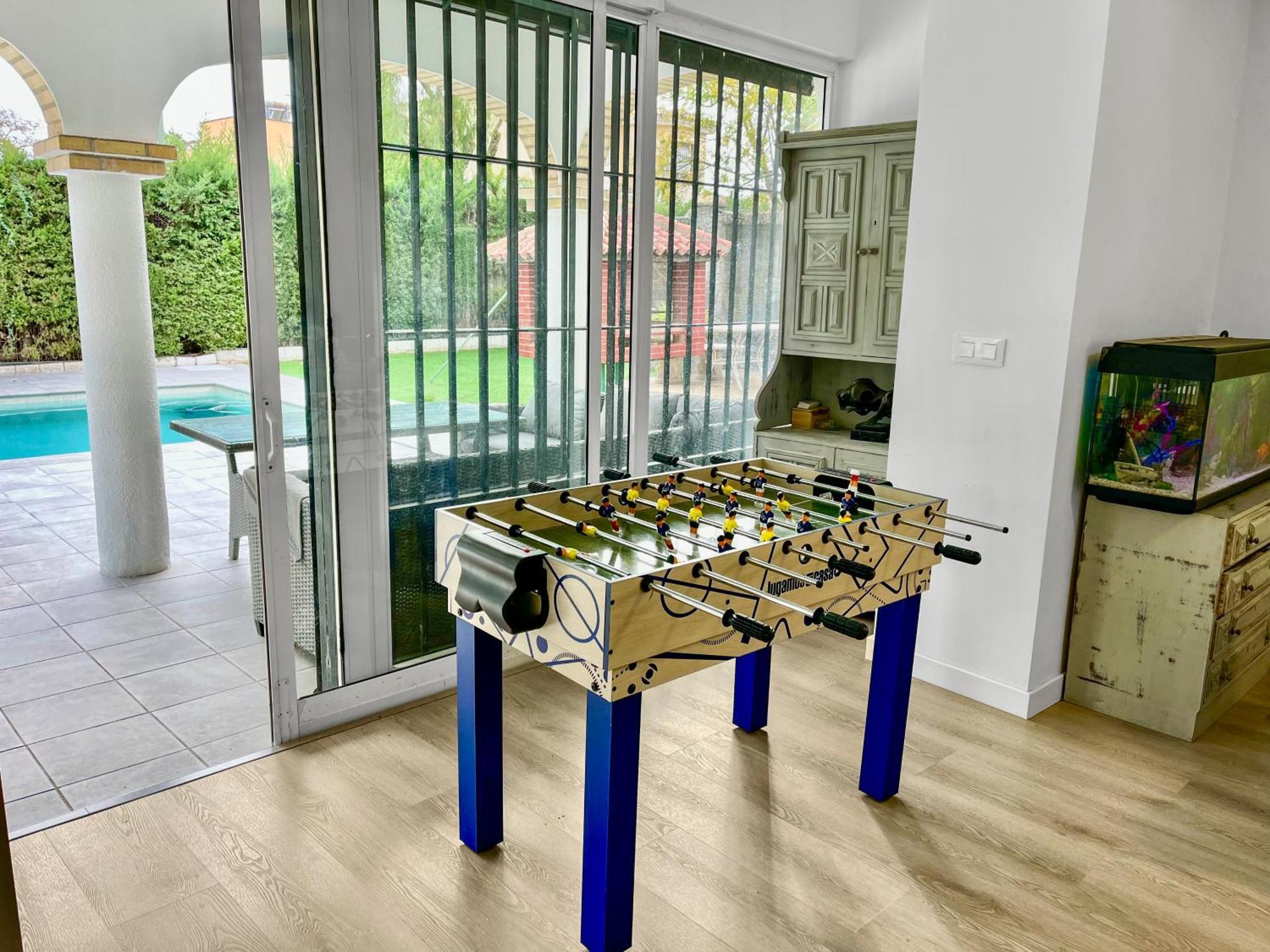 Villa Alamos Jerez I Piscina Salada Climatizada I Bbq I Jardines I 850M2 Херес де ла Фронтера Екстериор снимка